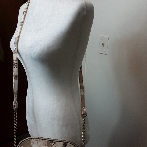 Steve Madden Crossbody/ Shoulderbag - Picture 4 of 8